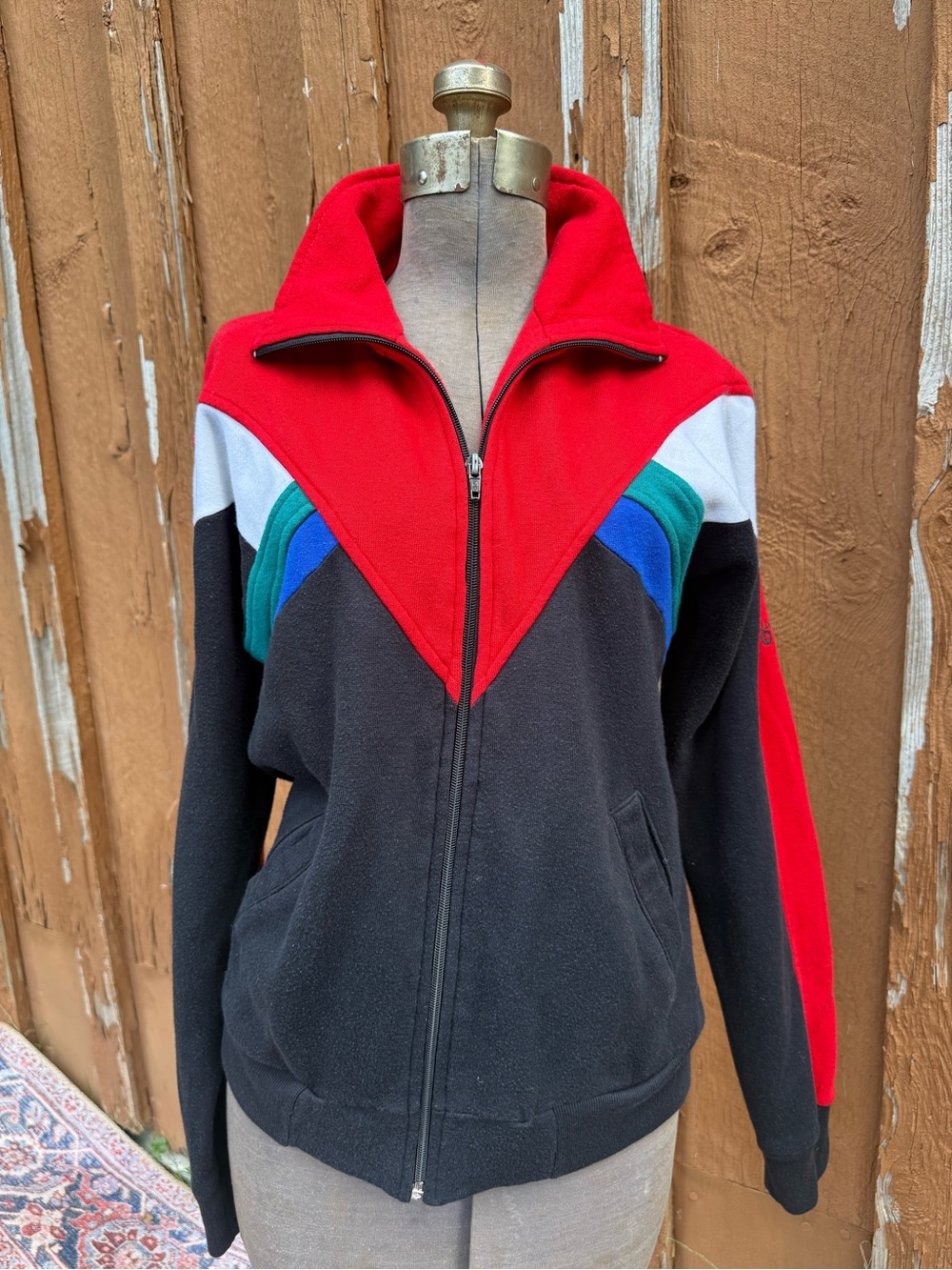 Women's Vintage Zip-Up Full Zip Sweatshirt - Red & Black